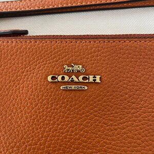 COACH WRISTLET TAUPE NWT